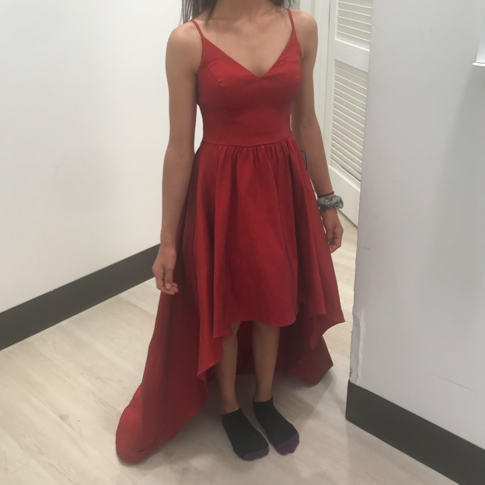 (NWT) B.Darlin red high low dress from Macy’s, Size 3/4